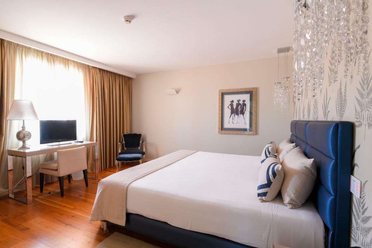Sundial Gardens & Suites Sandim Extérieur photo