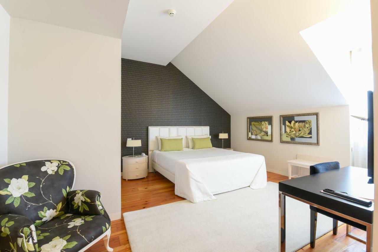 Sundial Gardens & Suites Sandim Extérieur photo