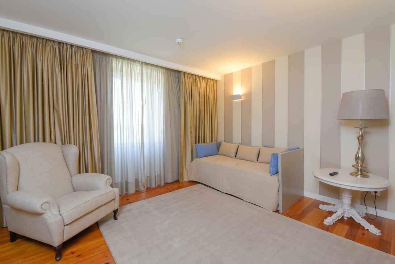 Sundial Gardens & Suites Sandim Extérieur photo
