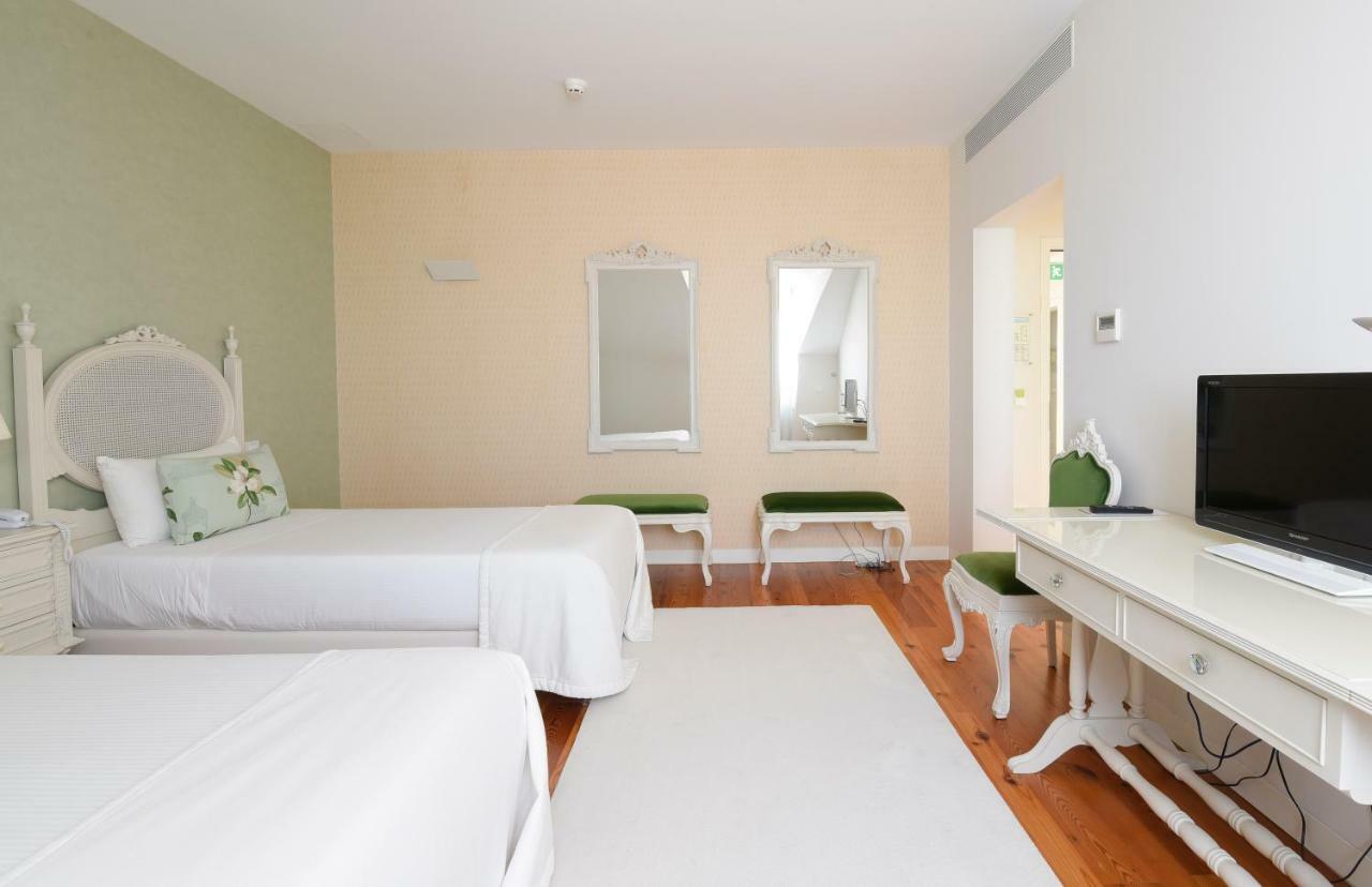 Sundial Gardens & Suites Sandim Extérieur photo